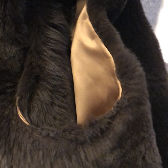 Milly fur vest❤️ - Picture 6 of 9